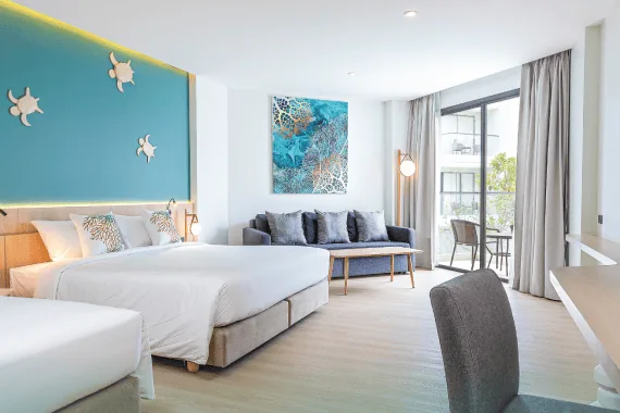 ภูเก็ต เอเมอรัลด์บีช รีสอร์ท (Phuket Emerald Beach Resort)