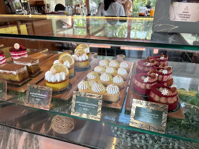 Camin Cuisine & Cafe (ขมิ้น - ประดิษฐ์มนูธรรม)