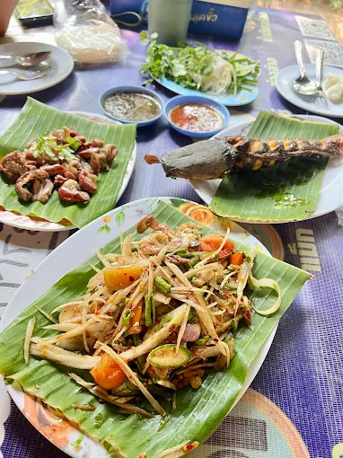 ส้มตำกุหลาบ เจ้าเก่า