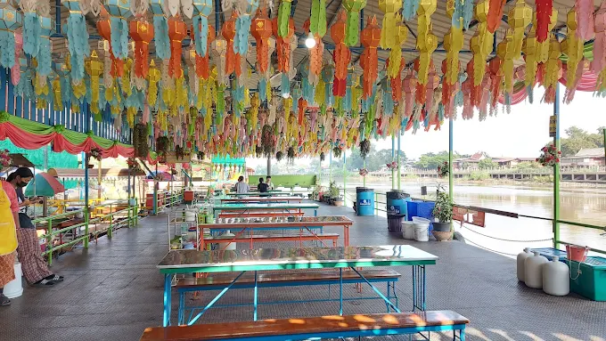 ตลาดน้ำวัดท่าการ้อง