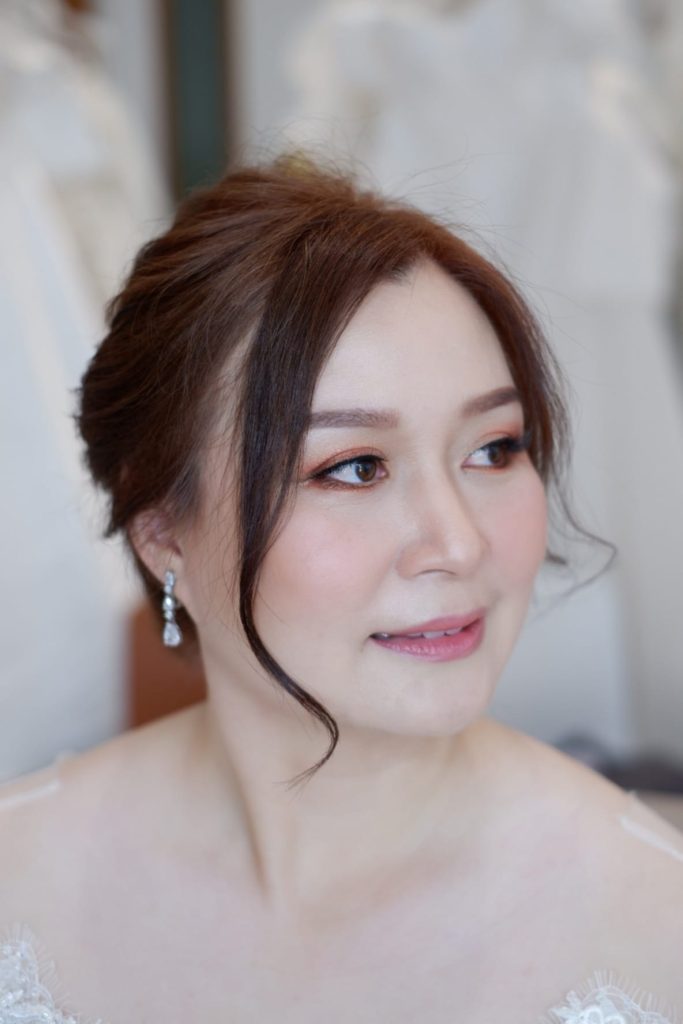 แต่งหน้า ทำผม เชียงใหม่ by vivien
