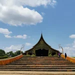 วัดสิรินธรวรารามภูพร้าว